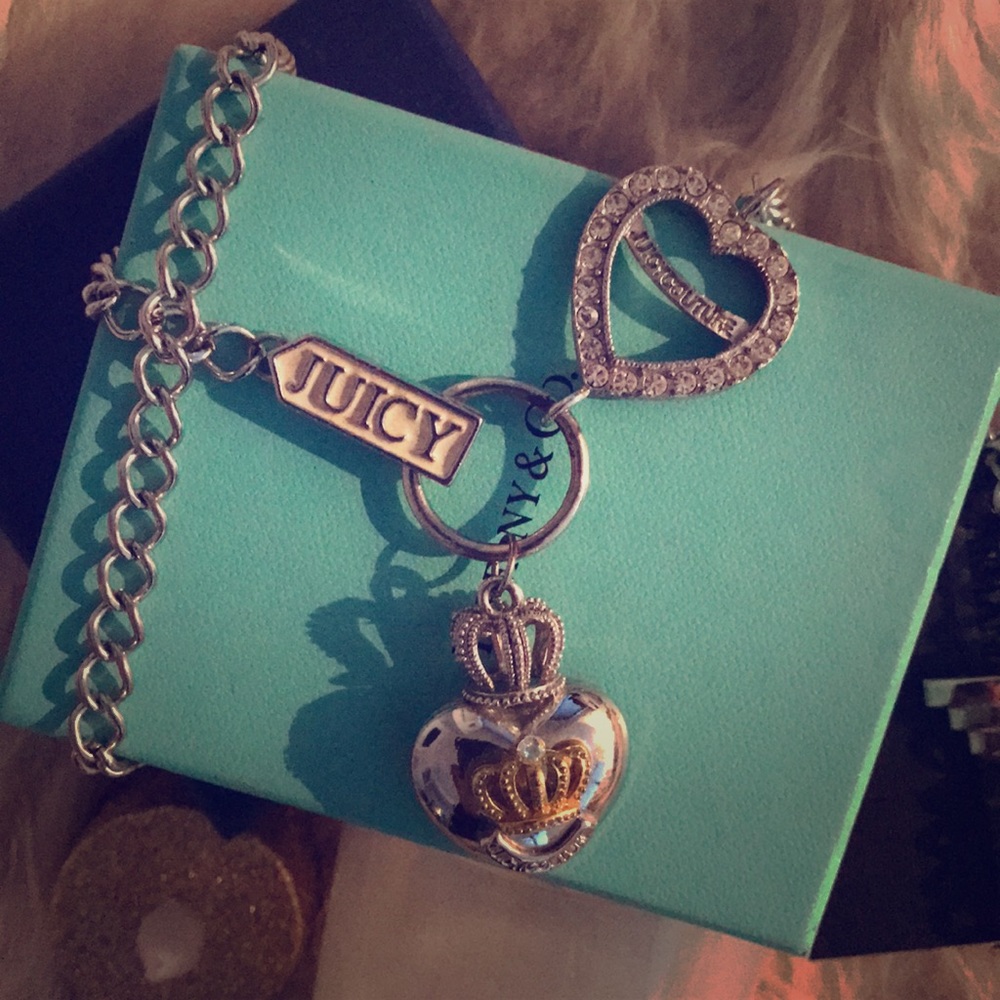 Juicy couture necklace 🥰 w box